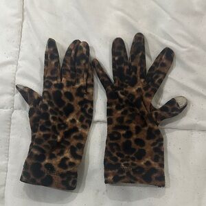 Old Navy Leopard Pattern Women's Gloves